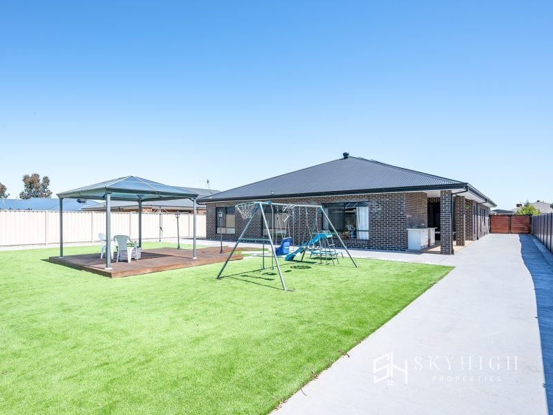 20231010-SHP-63-Wendouree-Drive-Kialla-18-THN_0924